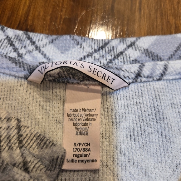 Victoria’s Secret Plaid Pajama Set 2 Piece White & Gray Blend Size S softgirl - Picture 3 of 15